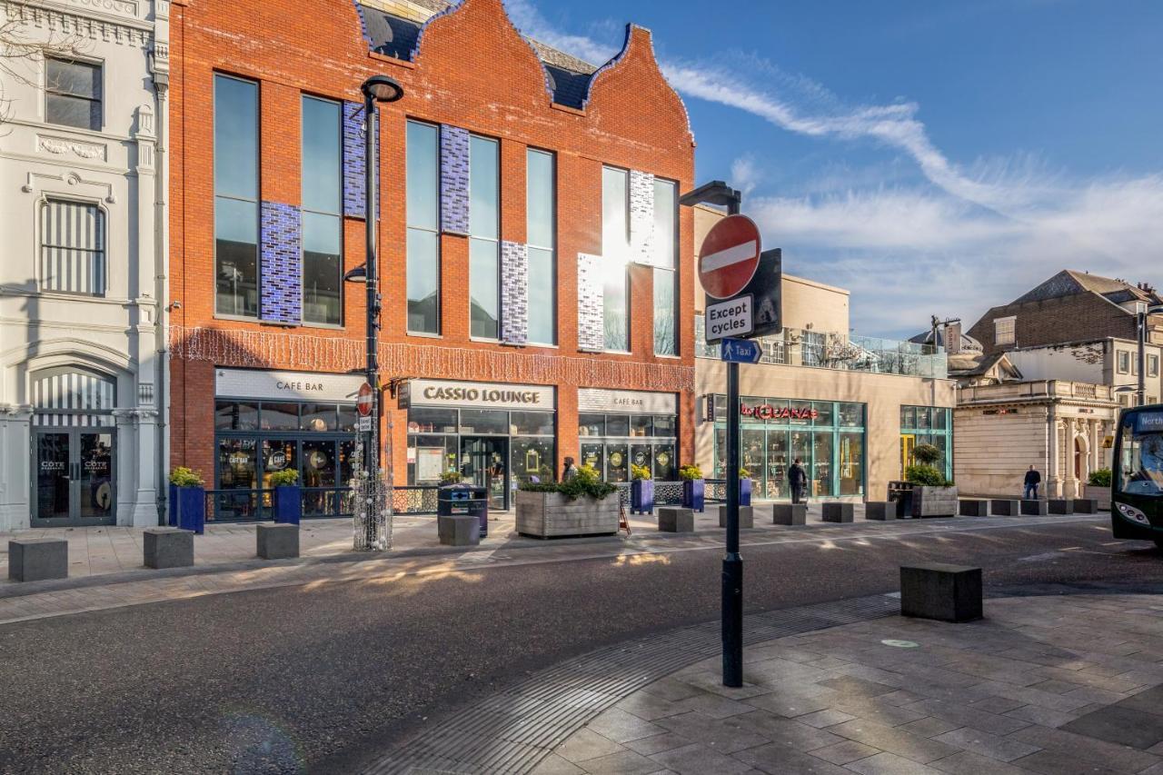 2 Bedroom Apartment At Modernview Serviced Accommodation Watford Town Centre F15 외부 사진